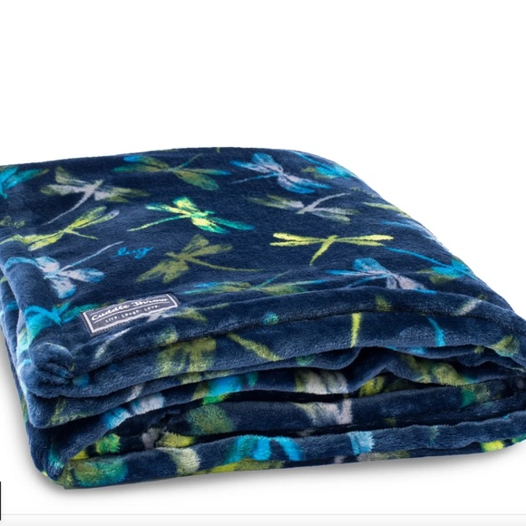 Lug Cuddle Throw in Dragon Fly - Picture 2 of 2